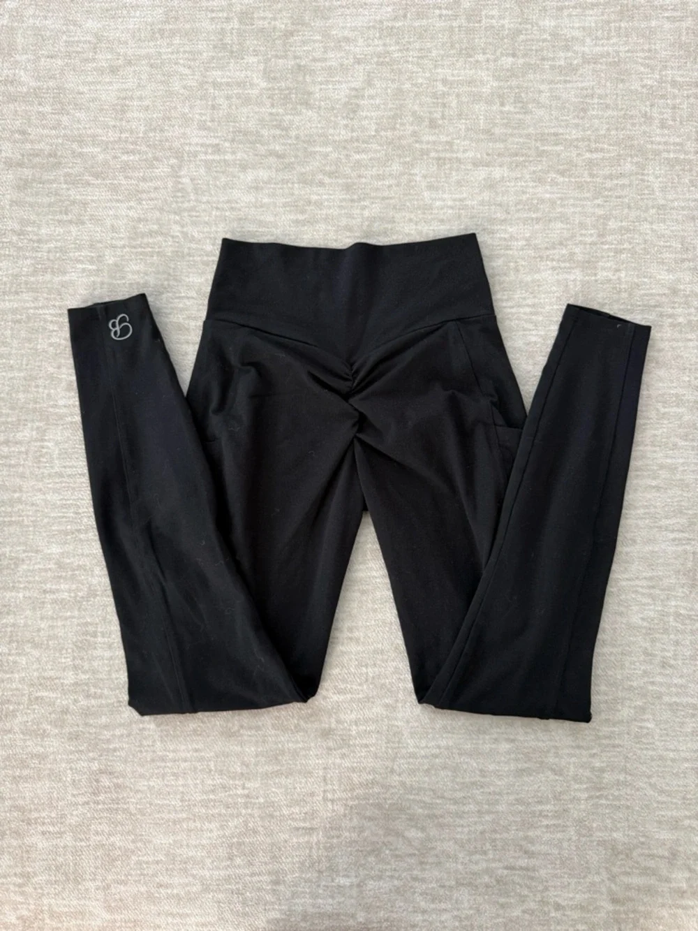 Bombshell Sportswear Contour Legging โ Black - Picture 4 of 6